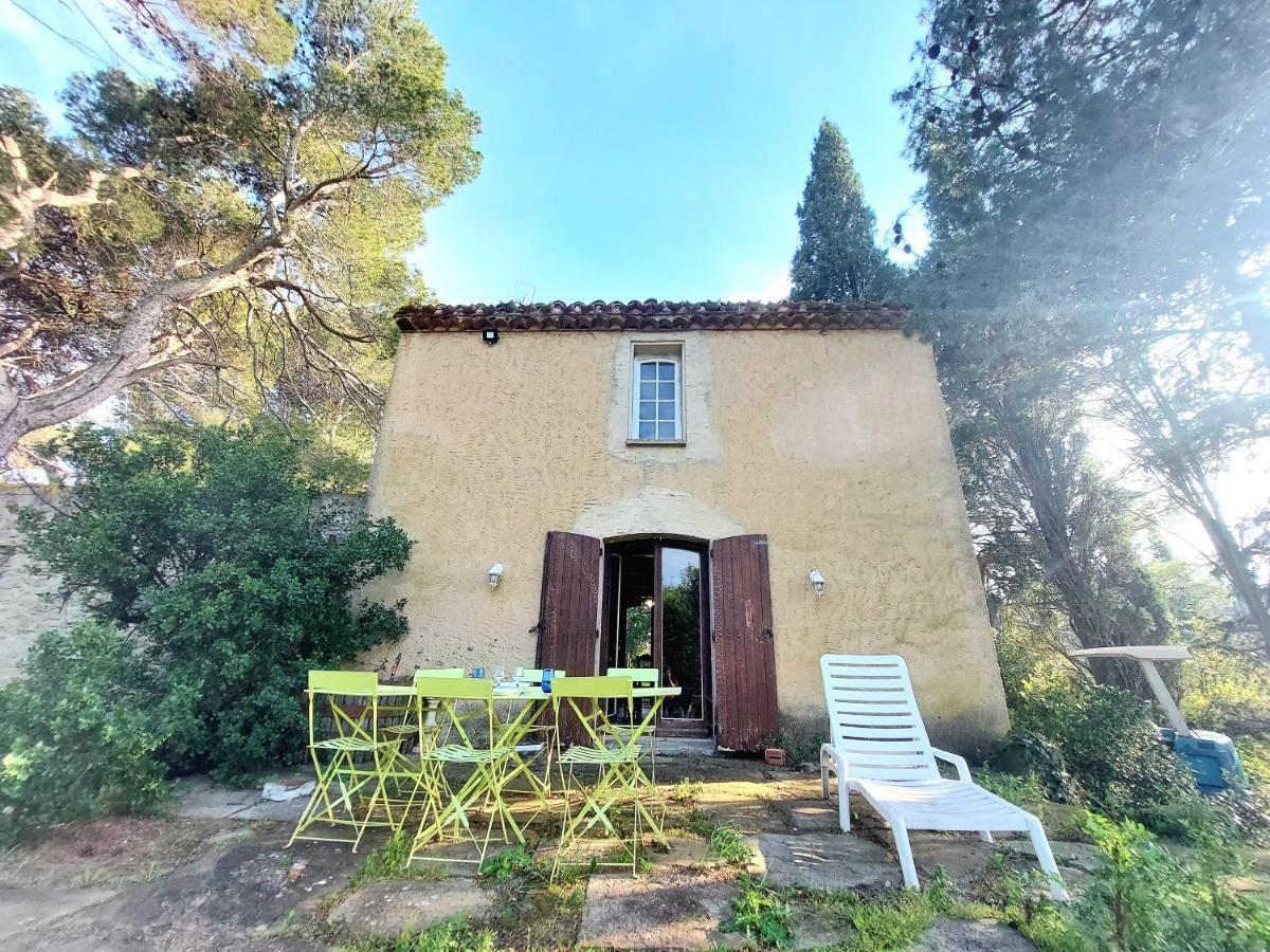 Mazet Du Chateau Joyeux De Violet Pepieux Bagian luar foto