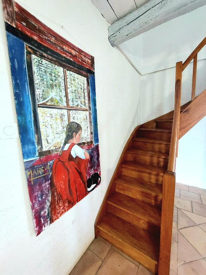 Mazet Du Chateau Joyeux De Violet Pepieux Bagian luar foto